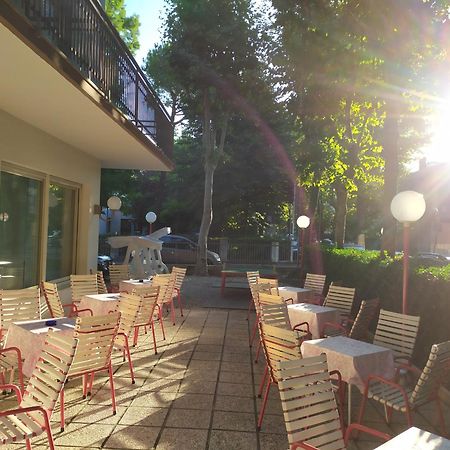 Hotel Irene Riccione Zewnętrze zdjęcie