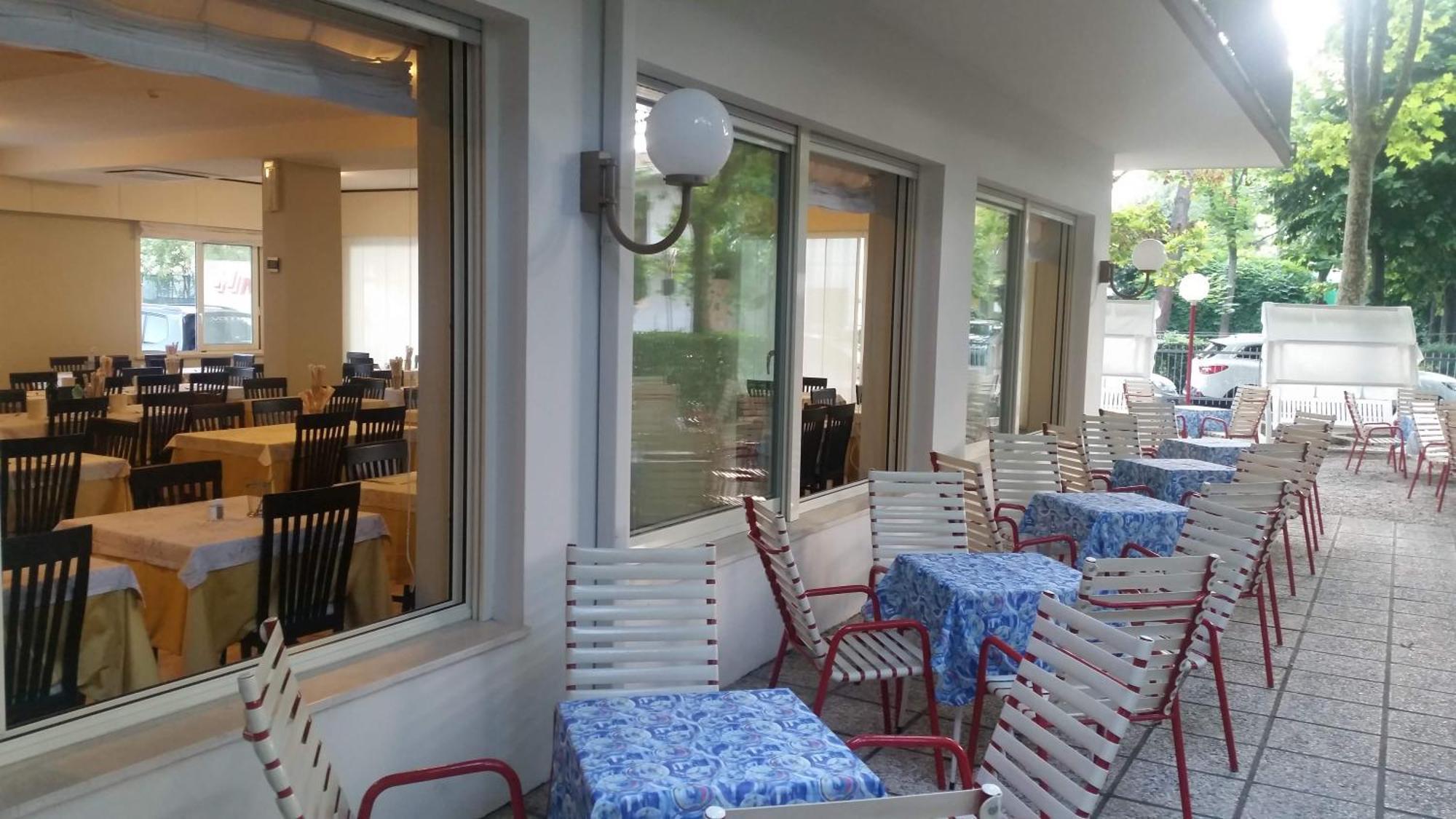 Hotel Irene Riccione Zewnętrze zdjęcie