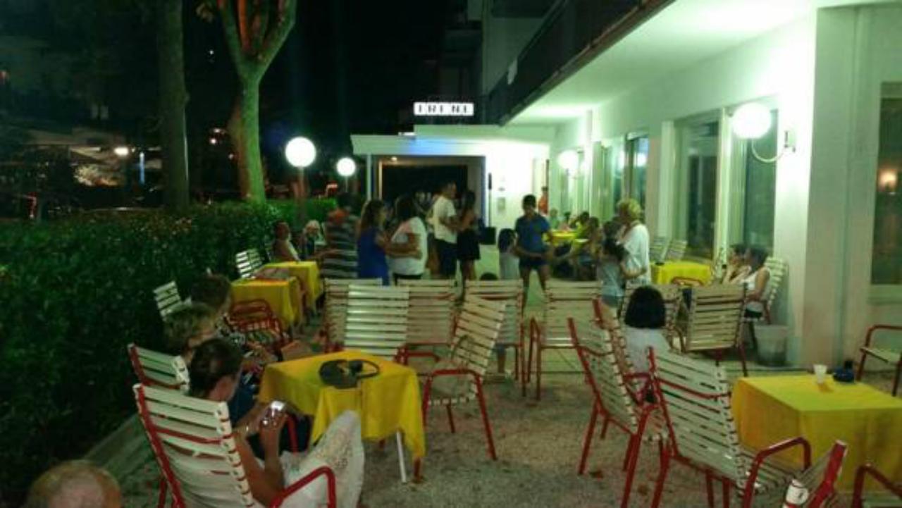 Hotel Irene Riccione Zewnętrze zdjęcie