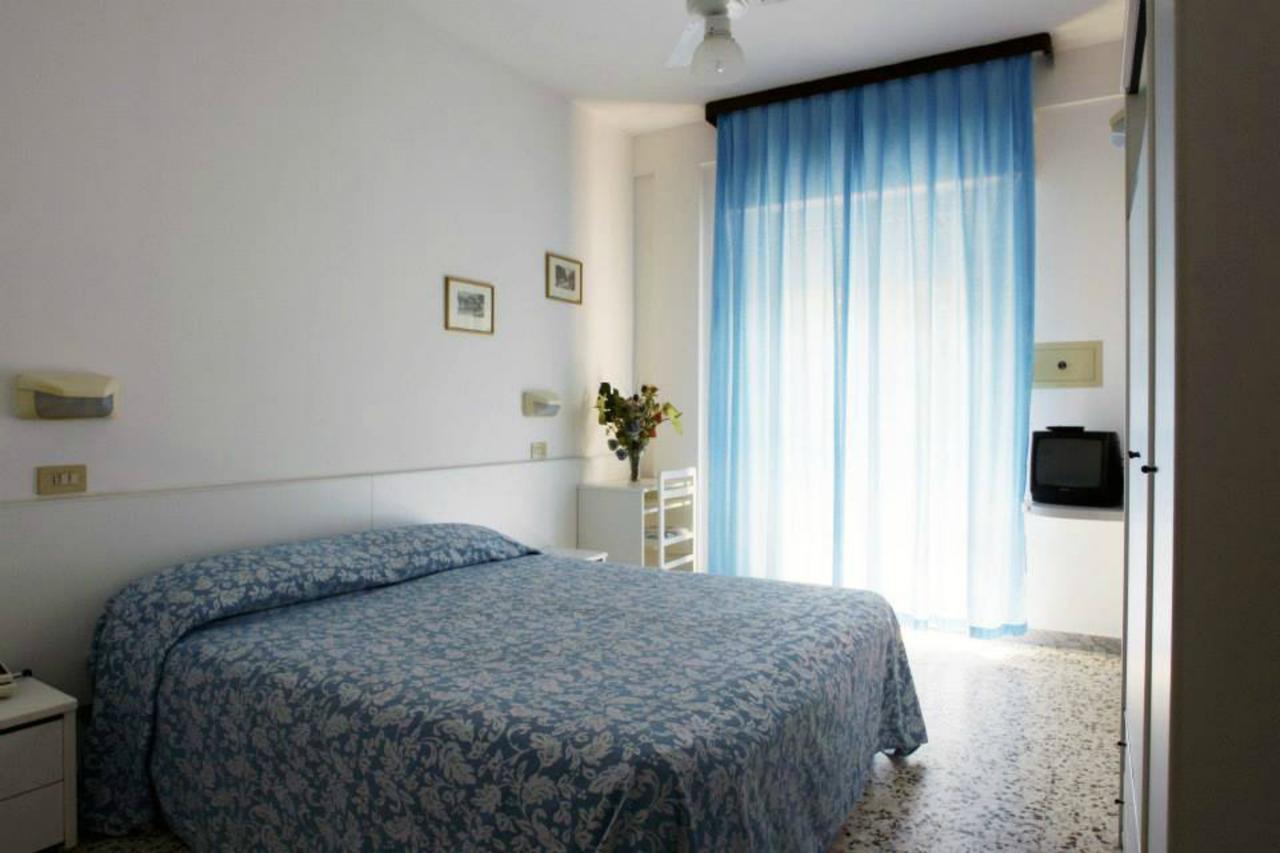 Hotel Irene Riccione Zewnętrze zdjęcie